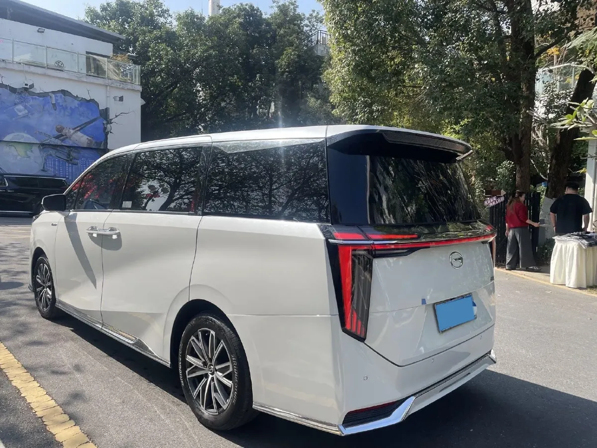 2024 GAC Trumpchi M8 2.0T 252HP L4 8AT,autocango,china used car exporter,china ev exporter,chinese used car exporter,chinese used ev exporter