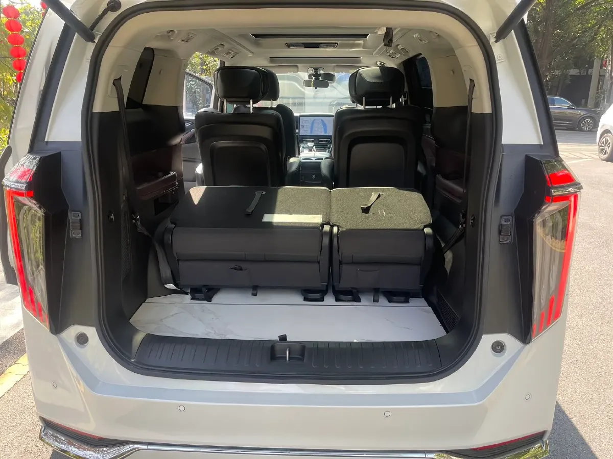 2024 GAC Trumpchi M8 2.0T 252HP L4 8AT,autocango,china used car exporter,china ev exporter,chinese used car exporter,chinese used ev exporter