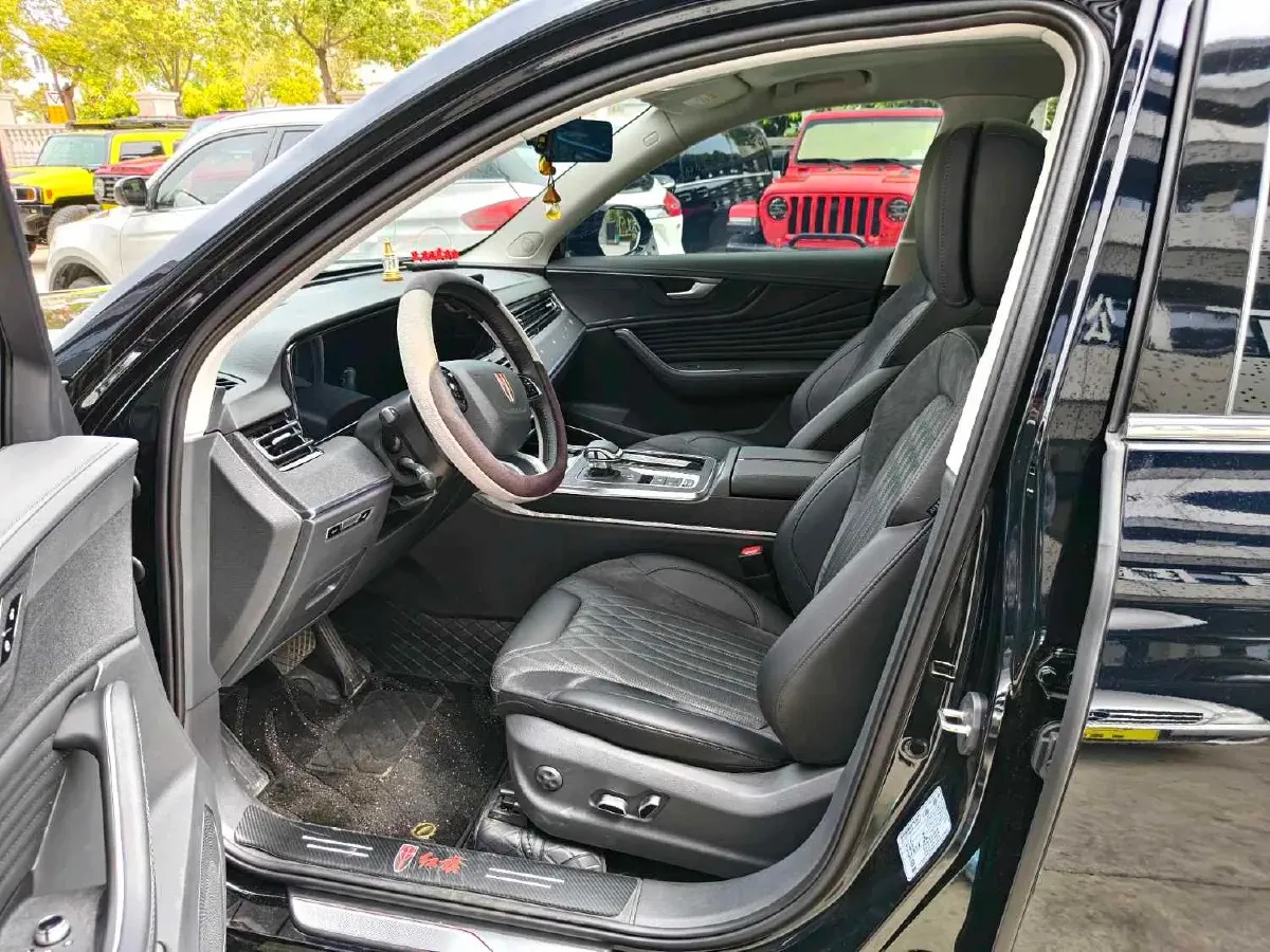 2023 HongQi HS5 2.0T 252HP L4 8AT,autocango,china used car exporter,china ev exporter,chinese used car exporter,chinese used ev exporter