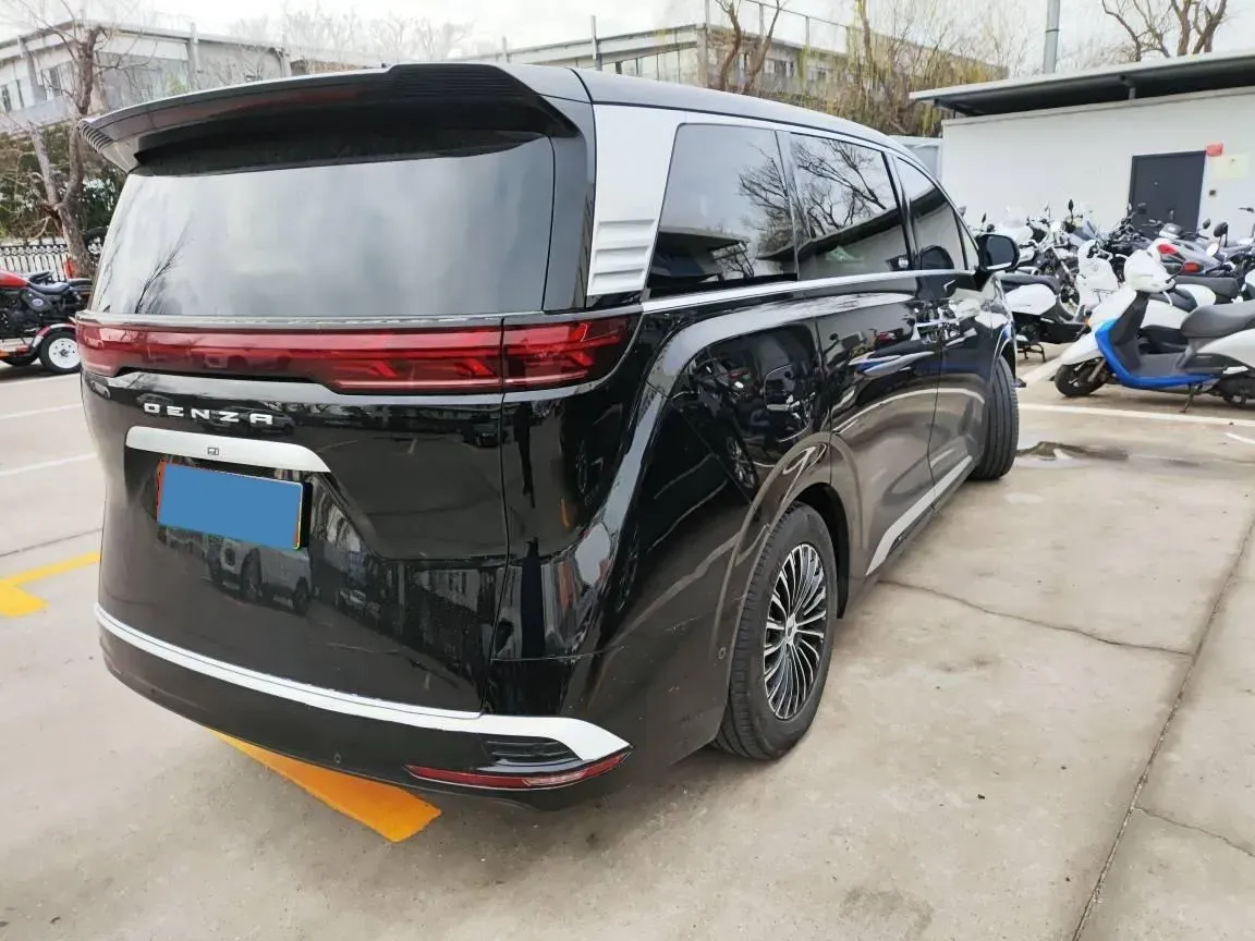 2024 Denza D9 1.5T 139HP L4 E-CVT PHEV 40KWH,autocango,china used car exporter,china ev exporter,chinese used car exporter,chinese used ev exporter