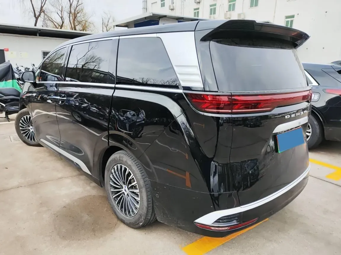 2024 Denza D9 1.5T 139HP L4 E-CVT PHEV 40KWH,autocango,china used car exporter,china ev exporter,chinese used car exporter,chinese used ev exporter