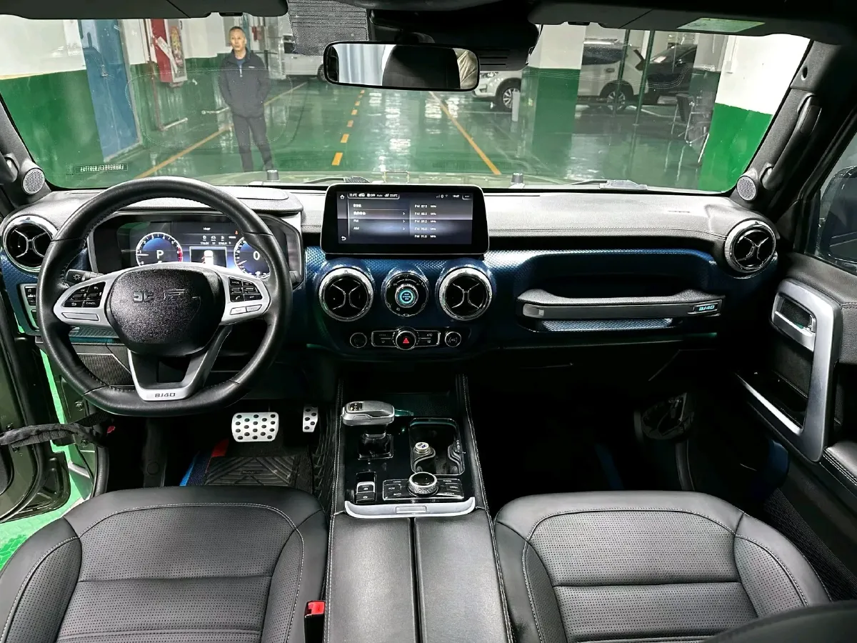 2020 Beijing BJ40 2.0T 224HP L4 8AT,autocango,china used car exporter,china ev exporter,chinese used car exporter,chinese used ev exporter