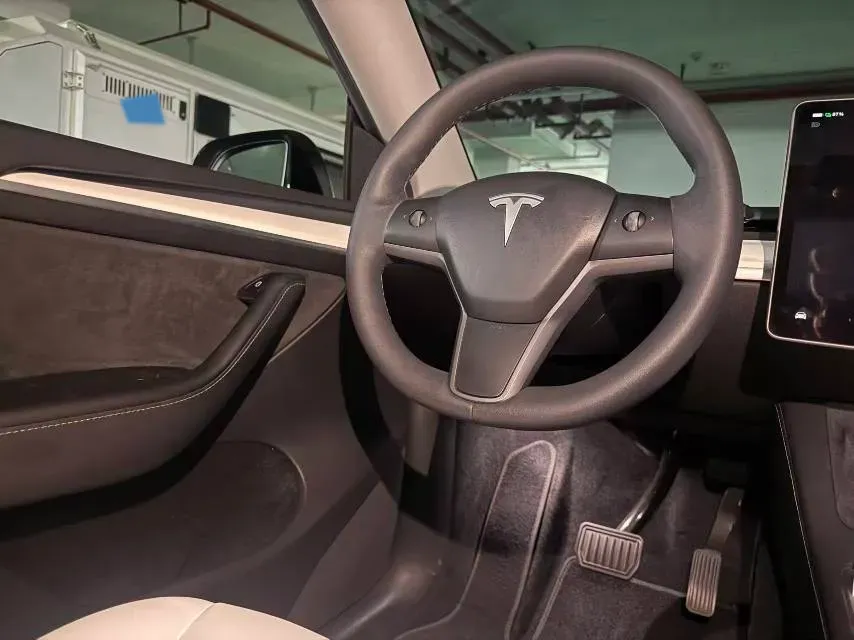 2022 Tesla Model Y BEV 60KWH,autocango,china used car exporter,china ev exporter,chinese used car exporter,chinese used ev exporter