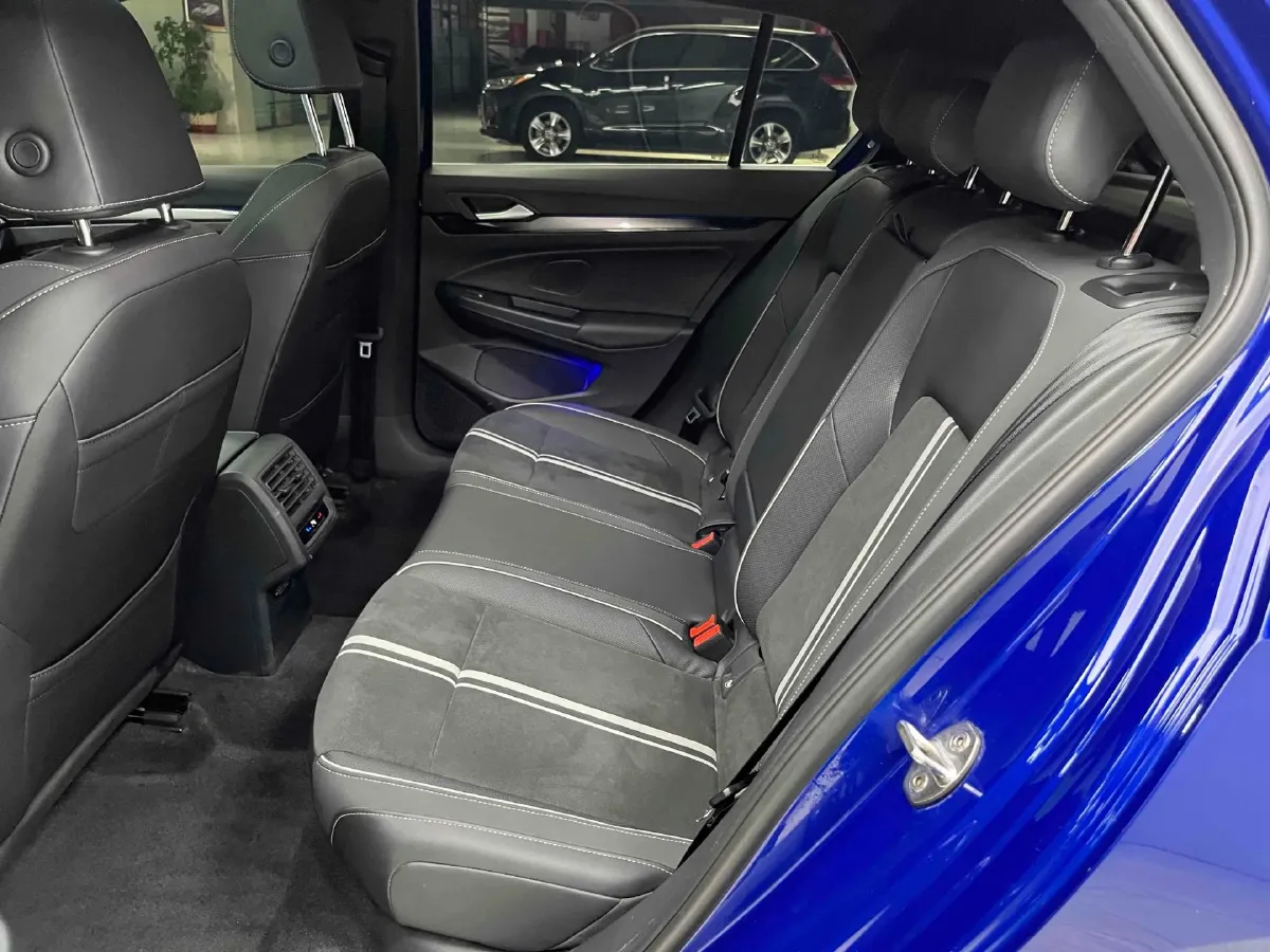 2023 Volkswagen Golf 1.4T 150HP L4 7DCT,autocango,china used car exporter,china ev exporter,chinese used car exporter,chinese used ev exporter