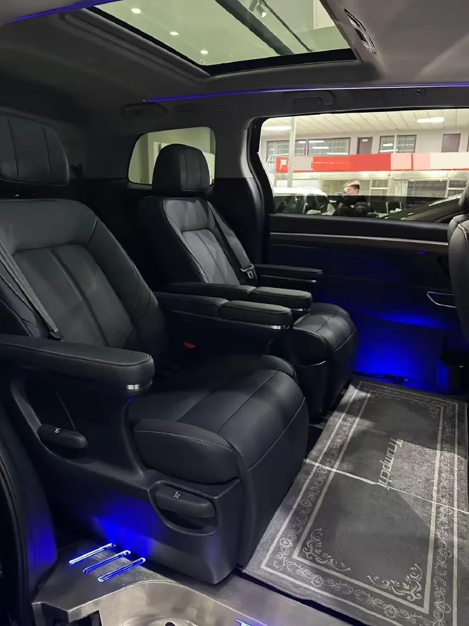 2021 GAC Trumpchi M8 2.0T 252HP L4 8AT,autocango,china used car exporter,china ev exporter,chinese used car exporter,chinese used ev exporter