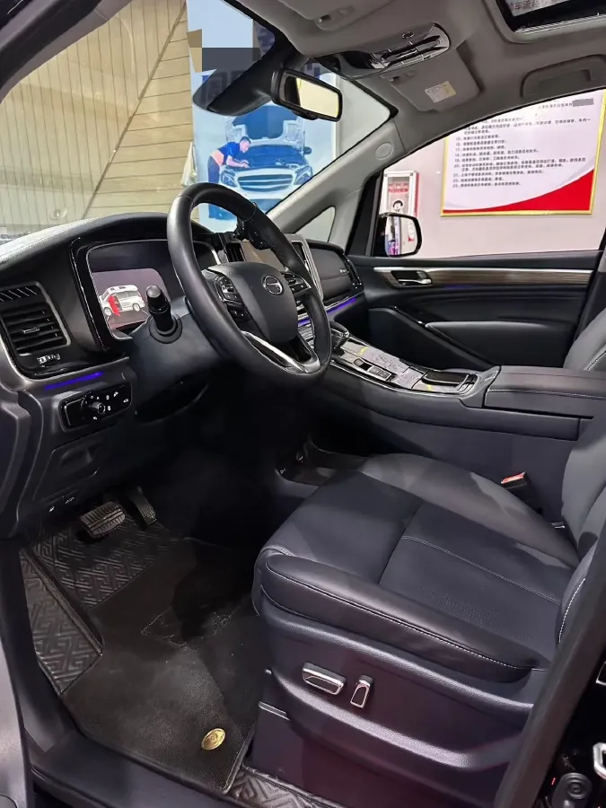 2021 GAC Trumpchi M8 2.0T 252HP L4 8AT,autocango,china used car exporter,china ev exporter,chinese used car exporter,chinese used ev exporter