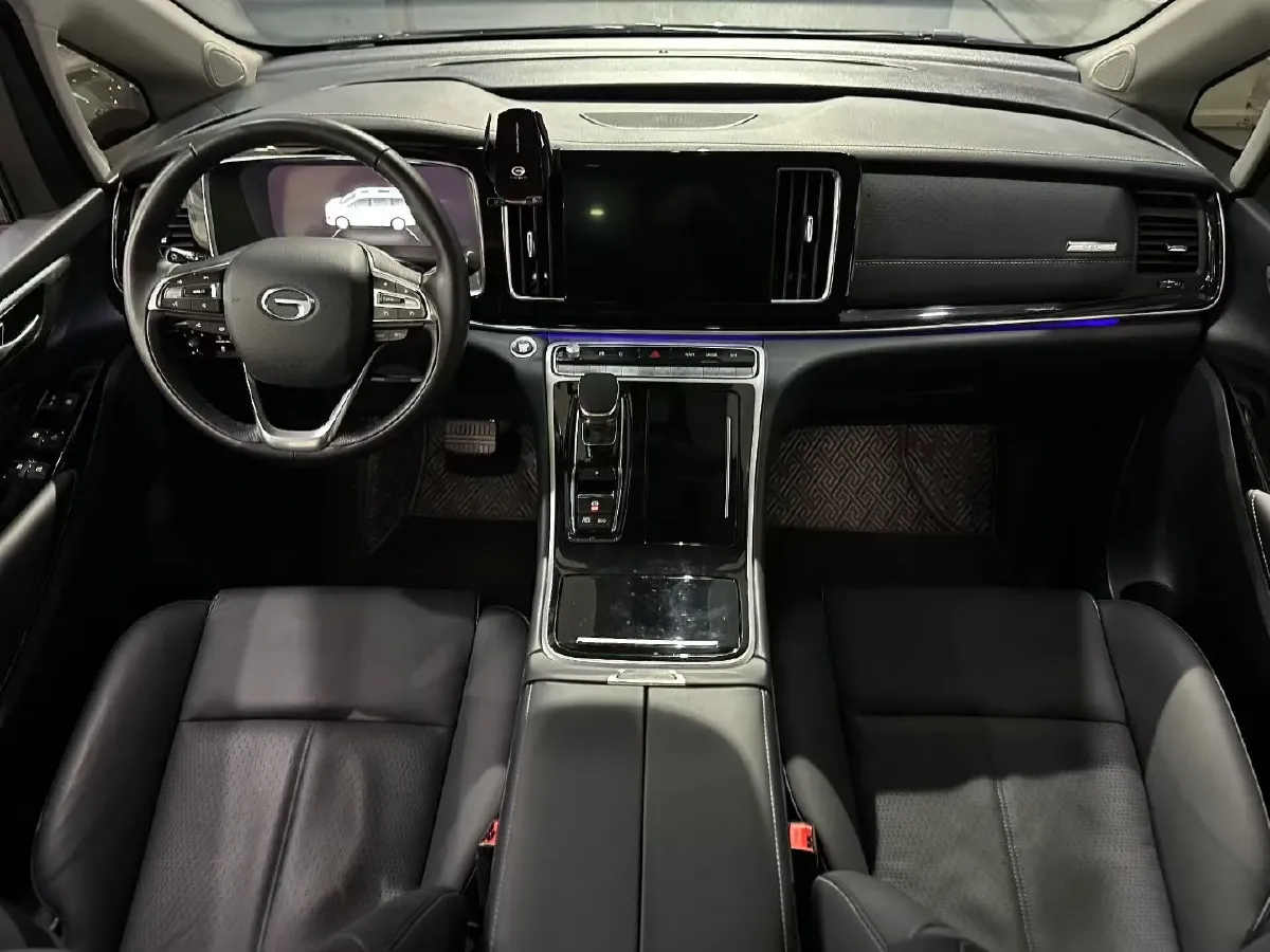 2021 GAC Trumpchi M8 2.0T 252HP L4 8AT,autocango,china used car exporter,china ev exporter,chinese used car exporter,chinese used ev exporter