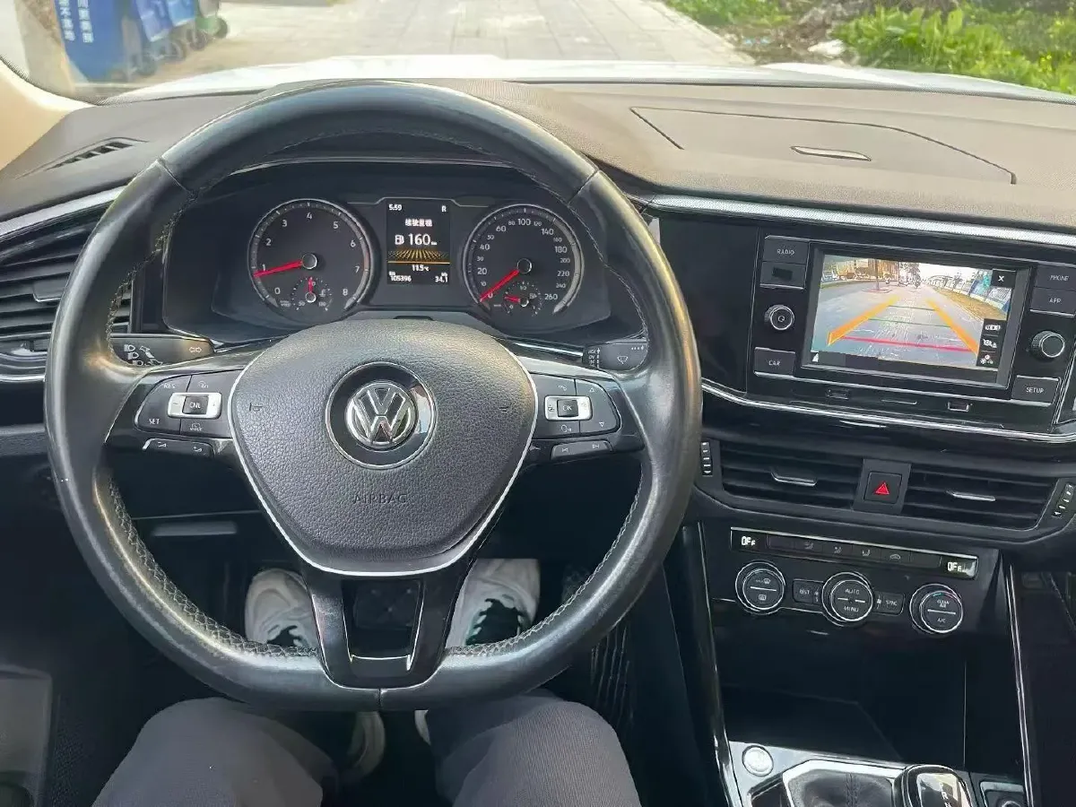 2019 Volkswagen Tayron 2.0T 186HP L4 7DCT,autocango,china used car exporter,china ev exporter,chinese used car exporter,chinese used ev exporter