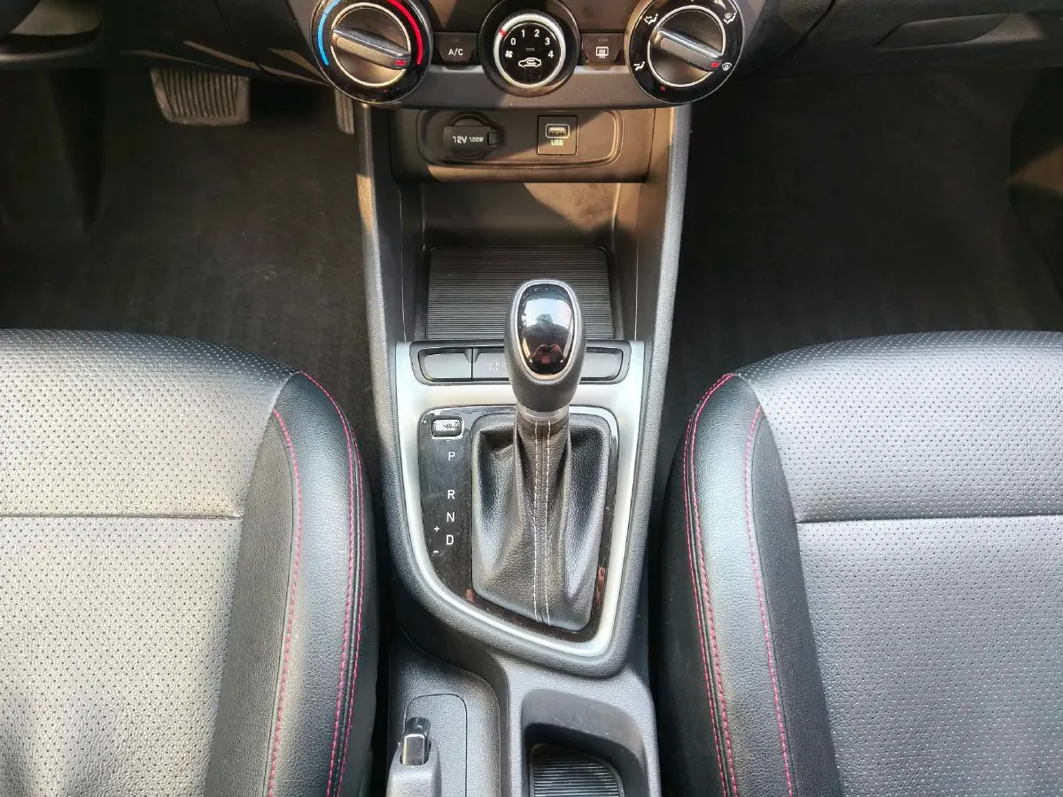 2020 Hyundai Celesta 1.6L 123HP L4 6AT,autocango,china used car exporter,china ev exporter,chinese used car exporter,chinese used ev exporter