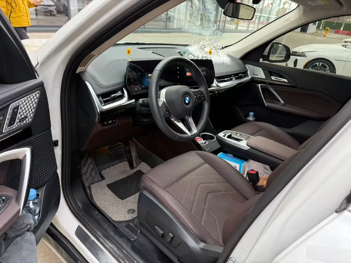 2025 BMW X1 2.0T 204HP L4 7DCT,autocango,china used car exporter,china ev exporter,chinese used car exporter,chinese used ev exporter