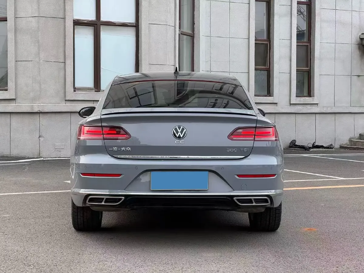 2021 Volkswagen CC 2.0T 220HP L4 7DCT,autocango,china used car exporter,china ev exporter,chinese used car exporter,chinese used ev exporter
