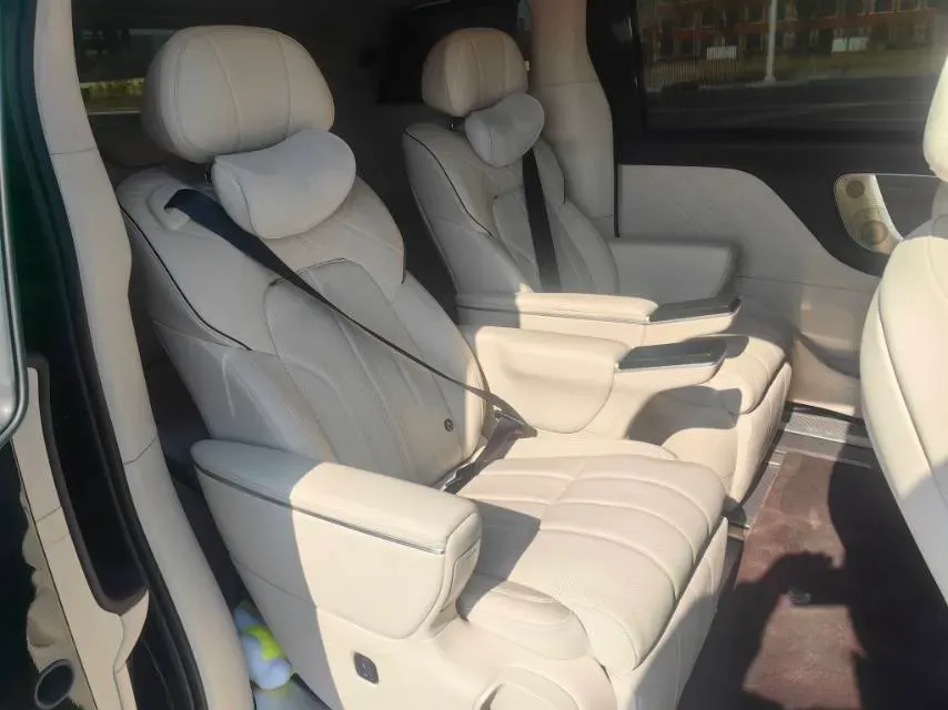 2026 Voyah Dream 1.5T 150HP L4 PHEV,autocango,china used car exporter,china ev exporter,chinese used car exporter,chinese used ev exporter