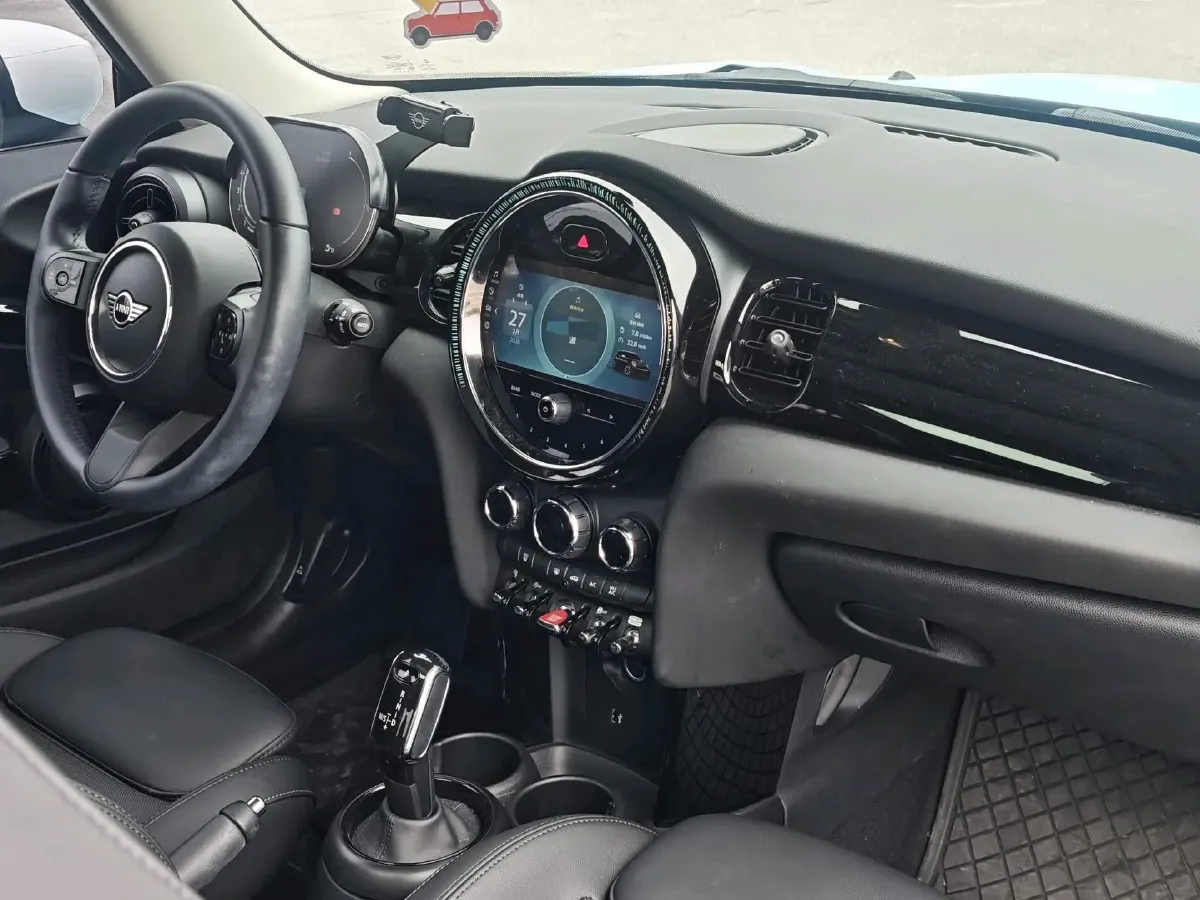 2023 MINI MINI 1.5T 136HP L3 7DCT,autocango,china used car exporter,china ev exporter,chinese used car exporter,chinese used ev exporter