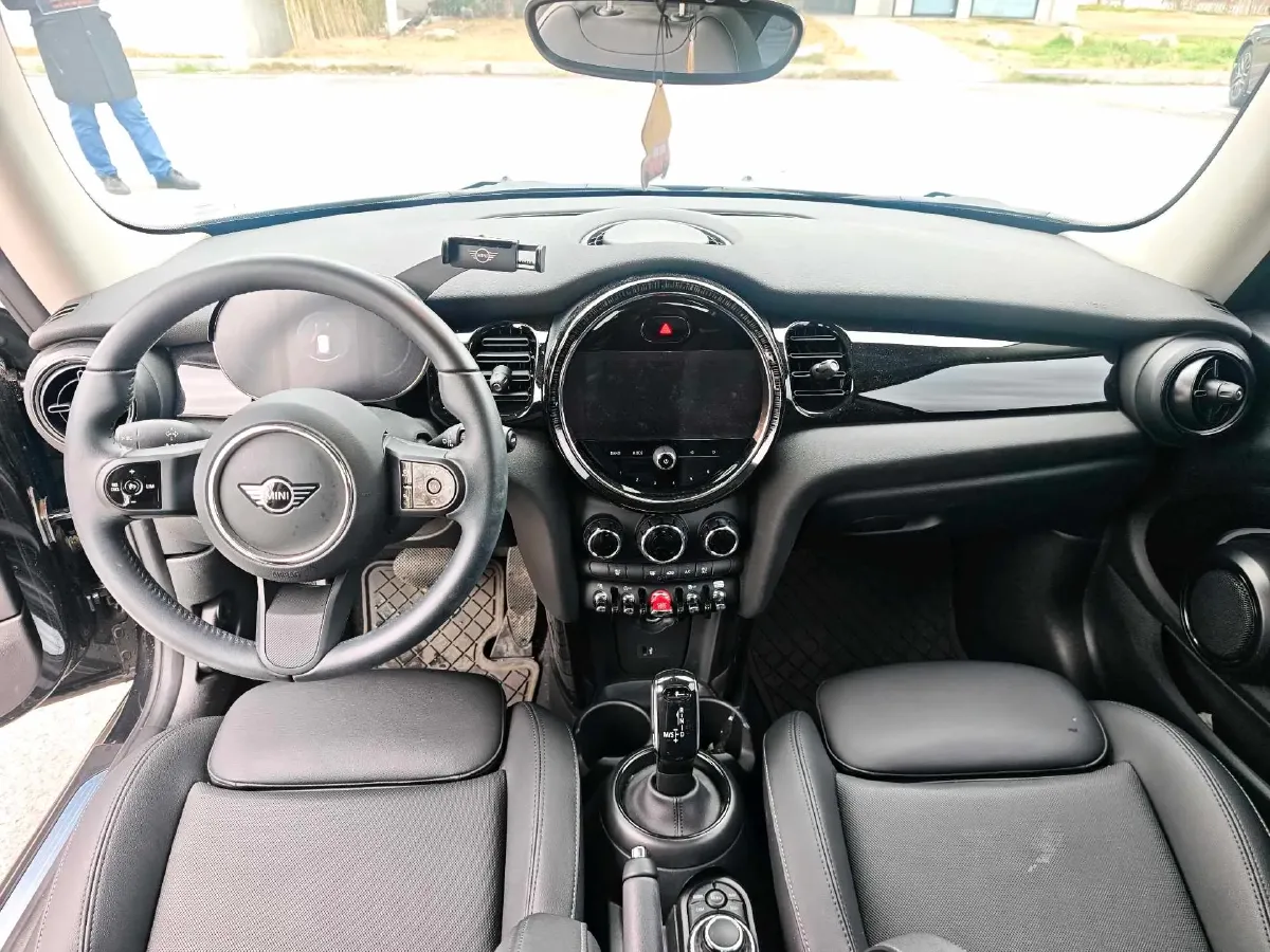 2023 MINI MINI 1.5T 136HP L3 7DCT,autocango,china used car exporter,china ev exporter,chinese used car exporter,chinese used ev exporter