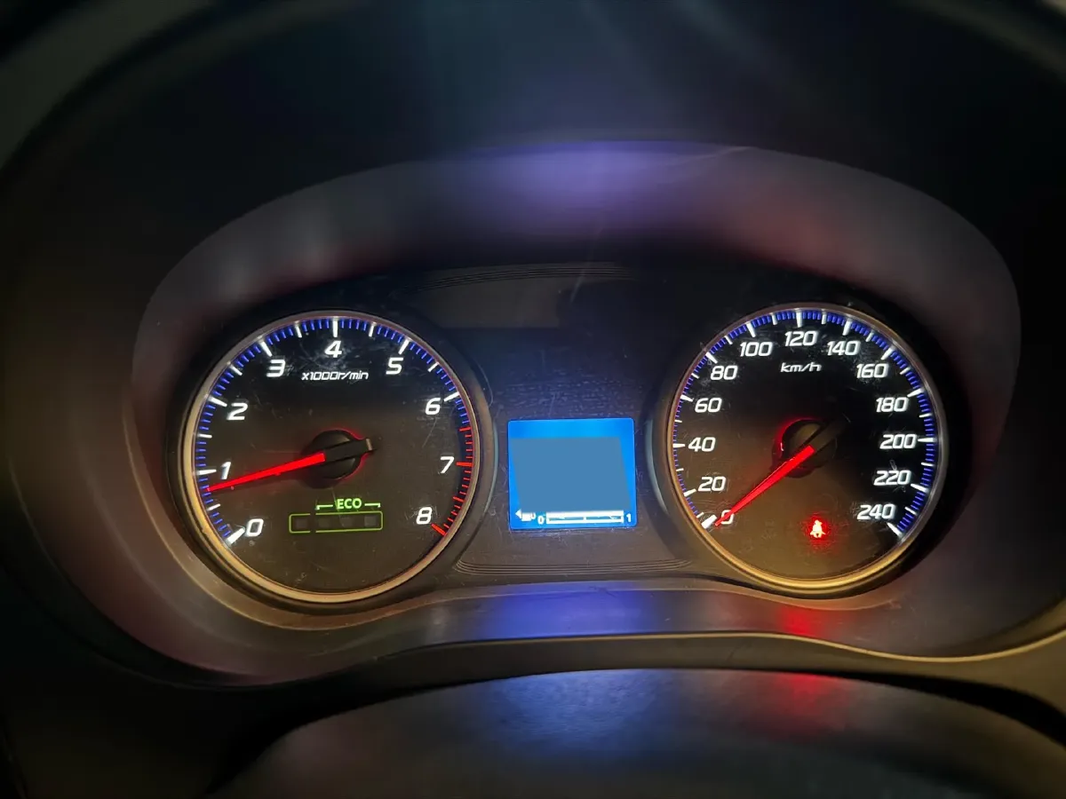 2021 Mitsubishi Outlander 2.0L 166HP L4 CVT,autocango,china used car exporter,china ev exporter,chinese used car exporter,chinese used ev exporter