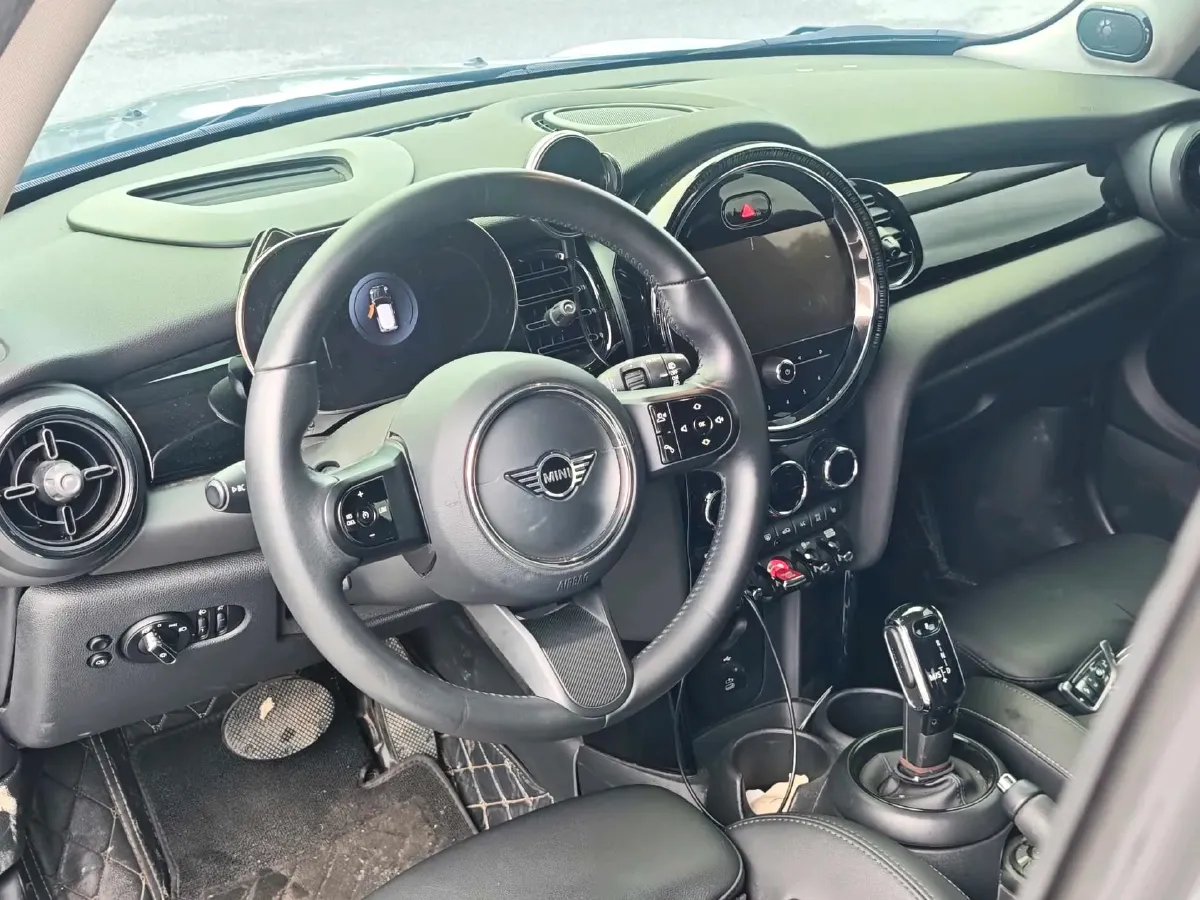 2023 MINI MINI 1.5T 136HP L3 7DCT,autocango,china used car exporter,china ev exporter,chinese used car exporter,chinese used ev exporter