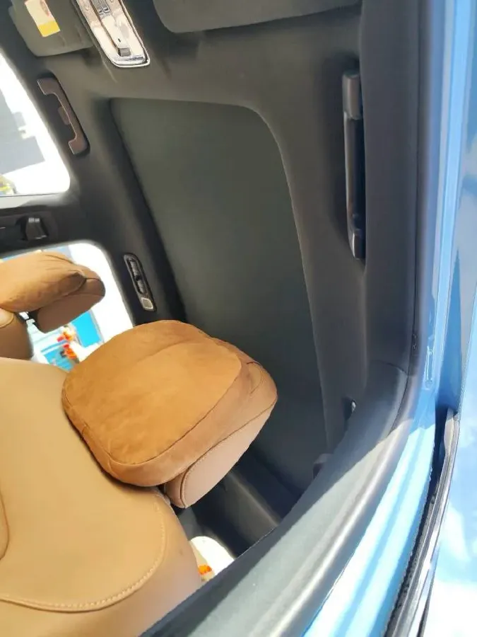 2021 Li ONE Range Extended 131HP REEV 40.5KWH,autocango,china used car exporter,china ev exporter,chinese used car exporter,chinese used ev exporter