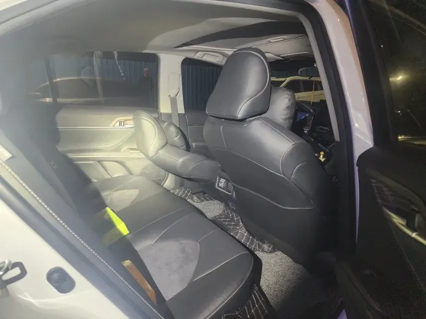 2023 Toyota Camry 2.0L 177HP L4 CVT,autocango,china used car exporter,china ev exporter,chinese used car exporter,chinese used ev exporter