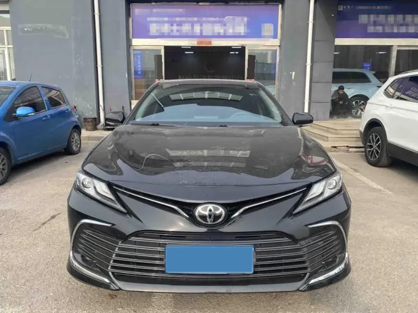 2021 Toyota Camry 2.5L 209HP L4 8AT,autocango,china used car exporter,china ev exporter,chinese used car exporter,chinese used ev exporter