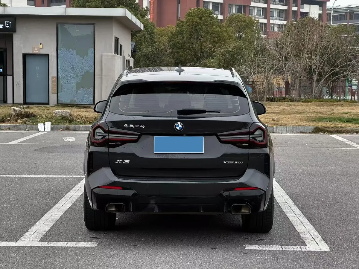 2022 BMW X3 2.0T 252HP L4 8AT,autocango,china used car exporter,china ev exporter,chinese used car exporter,chinese used ev exporter