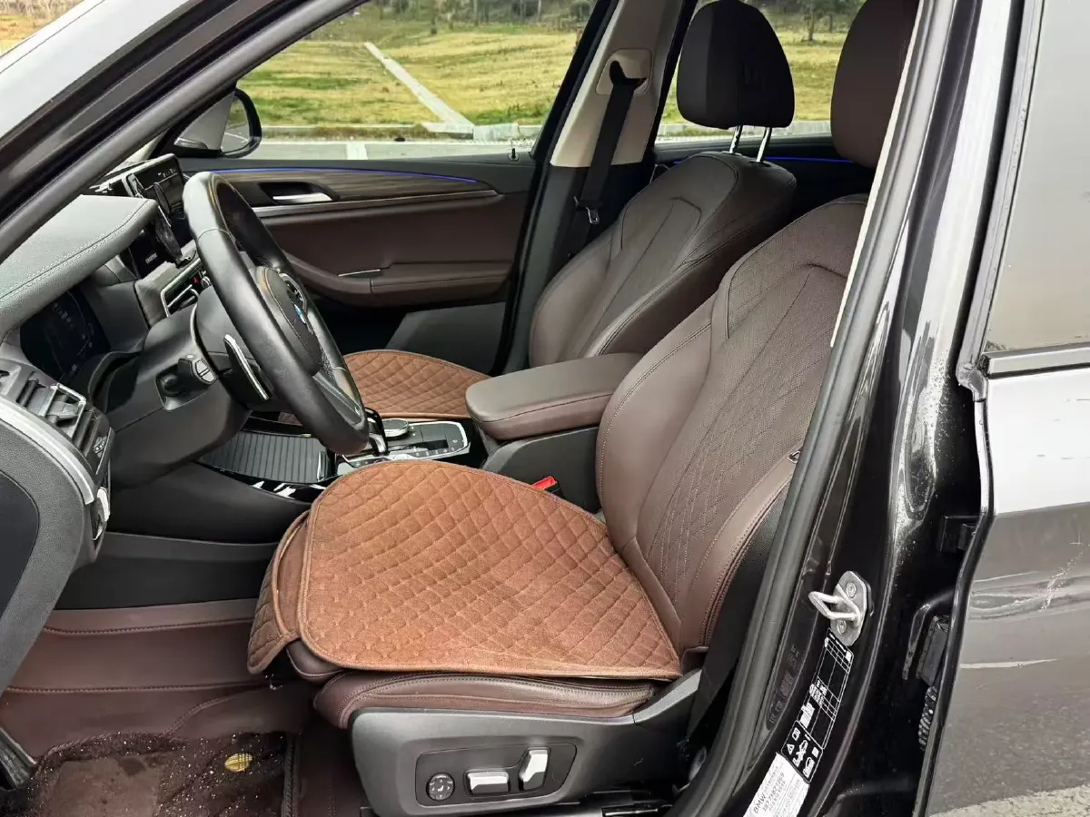 2022 BMW X3 2.0T 252HP L4 8AT,autocango,china used car exporter,china ev exporter,chinese used car exporter,chinese used ev exporter