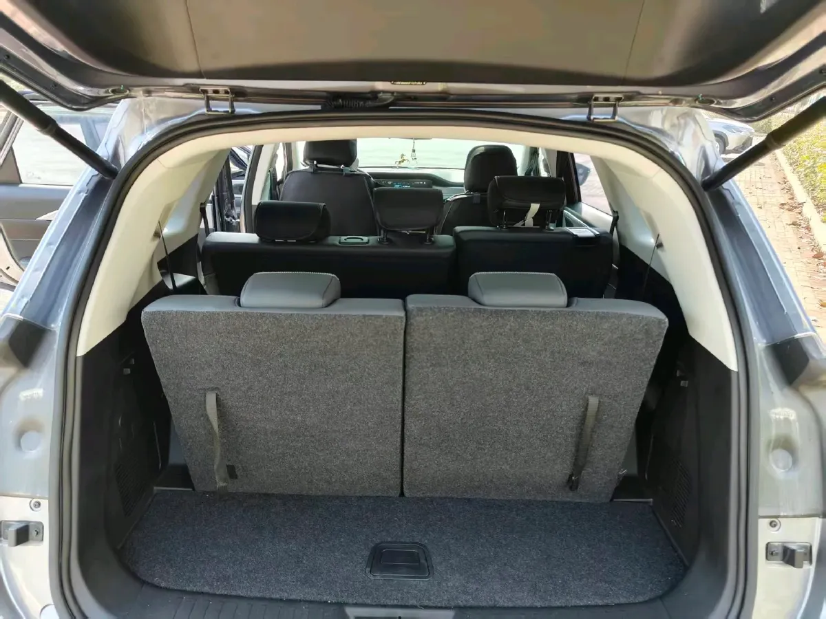 2023 Jetour X90 Plus 1.6T 197HP L4 7DCT,autocango,china used car exporter,china ev exporter,chinese used car exporter,chinese used ev exporter