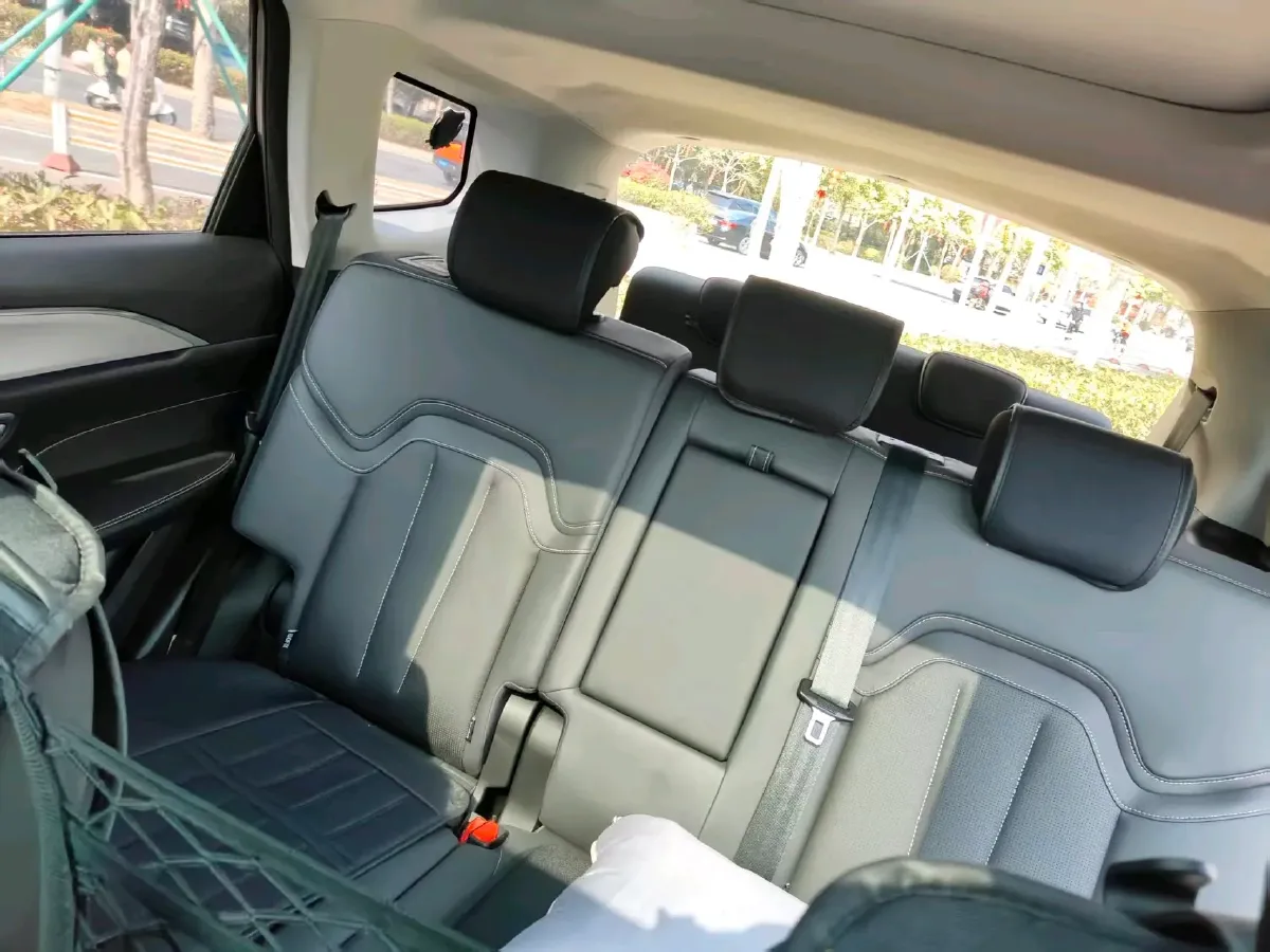 2023 Jetour X90 Plus 1.6T 197HP L4 7DCT,autocango,china used car exporter,china ev exporter,chinese used car exporter,chinese used ev exporter