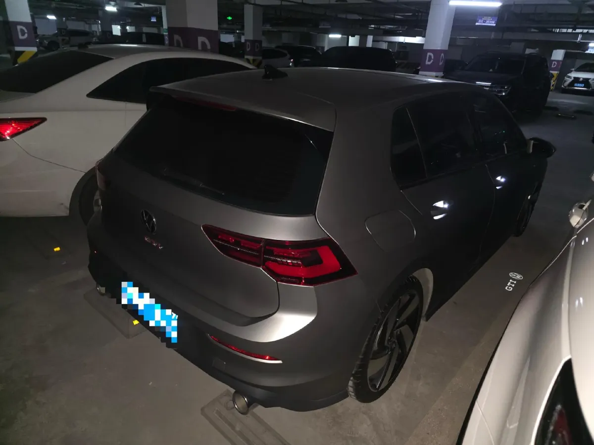 2023 Volkswagen GolfGTI 2.0T 220HP L4 7DCT,autocango,china used car exporter,china ev exporter,chinese used car exporter,chinese used ev exporter