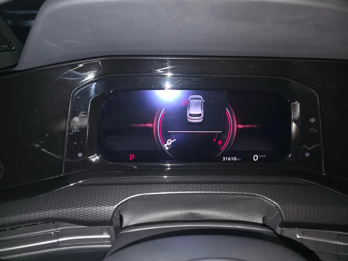 2023 Volkswagen GolfGTI 2.0T 220HP L4 7DCT,autocango,china used car exporter,china ev exporter,chinese used car exporter,chinese used ev exporter