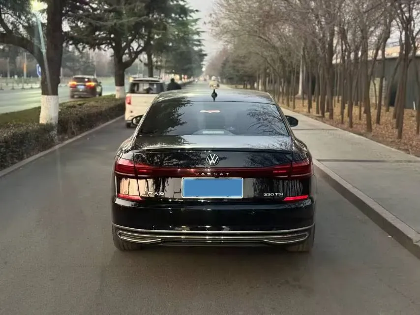 2024 Volkswagen Passat 2.0T 186HP L4 7DCT,autocango,china used car exporter,china ev exporter,chinese used car exporter,chinese used ev exporter