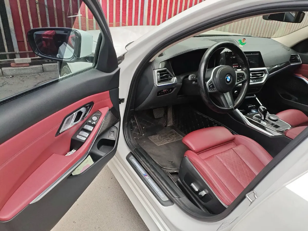 2022 BMW 3 Series 2.0T 184HP L4 8AT,autocango,china used car exporter,china ev exporter,chinese used car exporter,chinese used ev exporter
