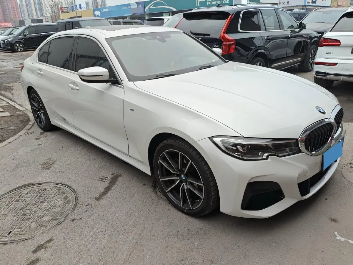 2022 BMW 3 Series 2.0T 184HP L4 8AT,autocango,china used car exporter,china ev exporter,chinese used car exporter,chinese used ev exporter