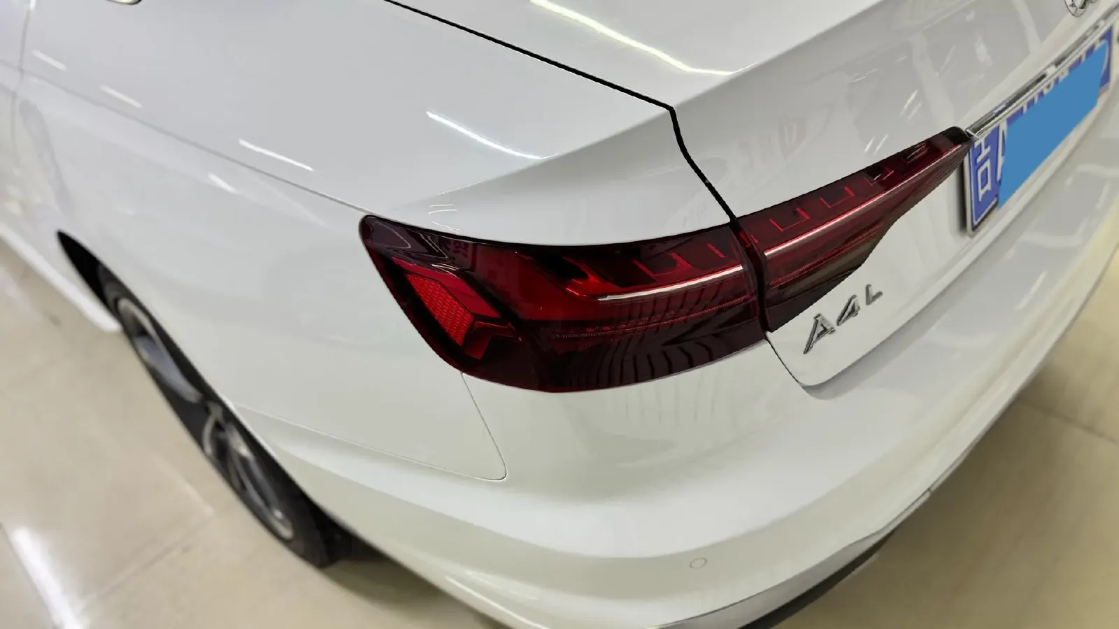 2020 Audi A4L 2.0T 190HP L4 7DCT,autocango,china used car exporter,china ev exporter,chinese used car exporter,chinese used ev exporter