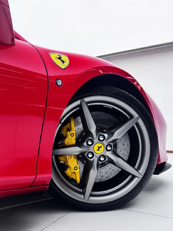 2019 Aston Martin DB11 5.2T 639HP V12 8AT,autocango,china used car exporter,china ev exporter,chinese used car exporter,chinese used ev exporter