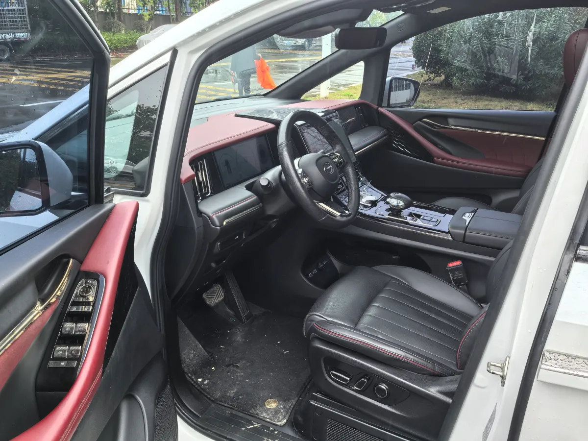 2023 GAC Trumpchi M8 2.0T 252HP L4 8AT,autocango,china used car exporter,china ev exporter,chinese used car exporter,chinese used ev exporter