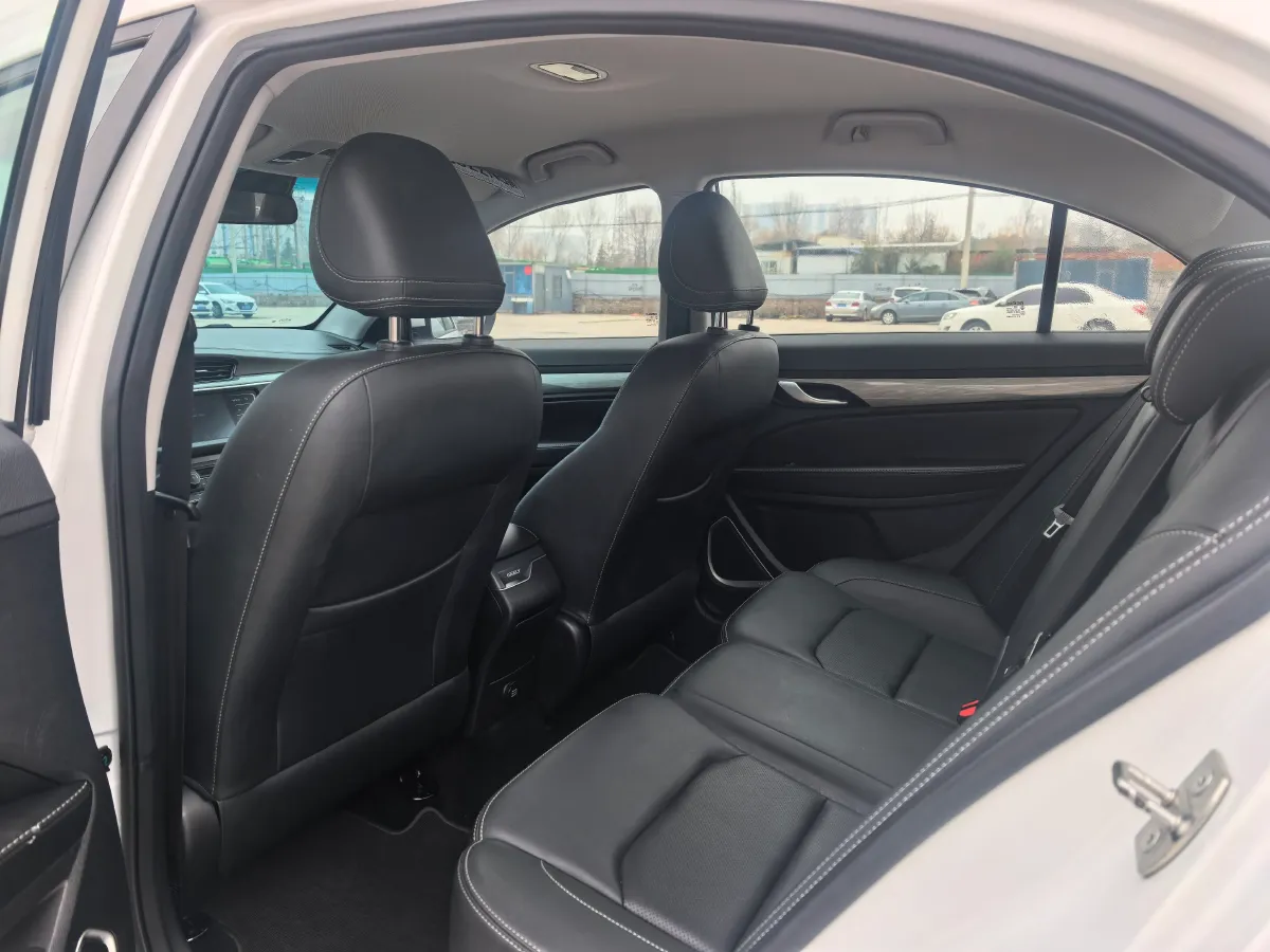 2019 Geely Emgrand 1.5L 109HP L4 5MT,autocango,china used car exporter,china ev exporter,chinese used car exporter,chinese used ev exporter