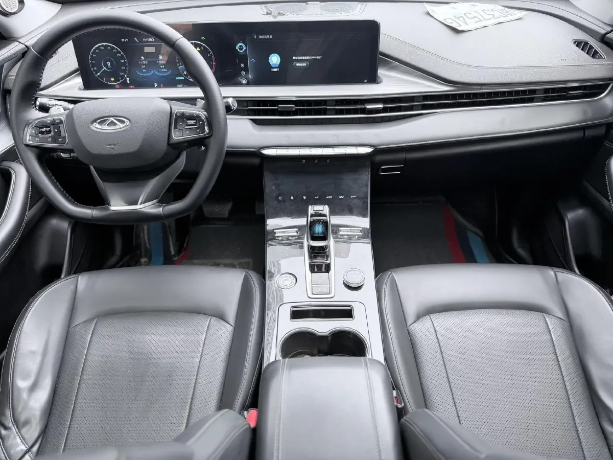 2022 Chery Tiggo 8 Plus 2.0T 254HP L4 7DCT,autocango,china used car exporter,china ev exporter,chinese used car exporter,chinese used ev exporter