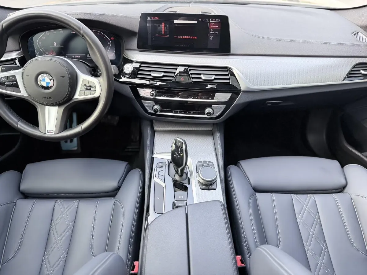 2020 BMW 5 Series 2.0T 184HP L4 8AT,autocango,china used car exporter,china ev exporter,chinese used car exporter,chinese used ev exporter