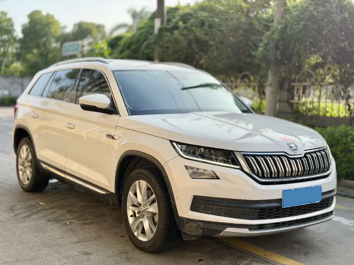 2019 Chevrolet Equinox 2.0T 260HP L4 9AT,autocango,china used car exporter,china ev exporter,chinese used car exporter,chinese used ev exporter