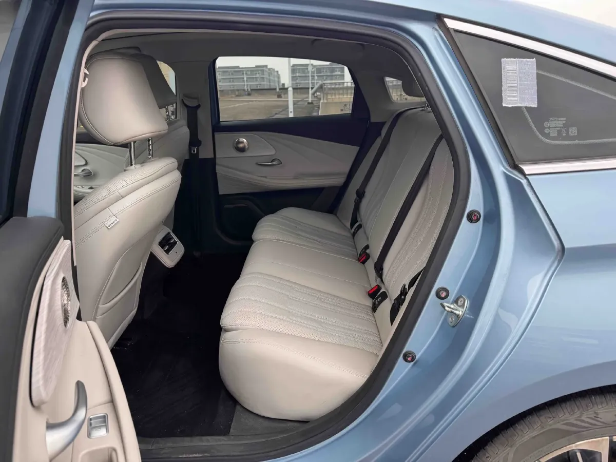 2024 Fulwin FulwinA8 1.5T 156HP L4 1DHT PHEV 18.3KWH,autocango,china used car exporter,china ev exporter,chinese used car exporter,chinese used ev exporter