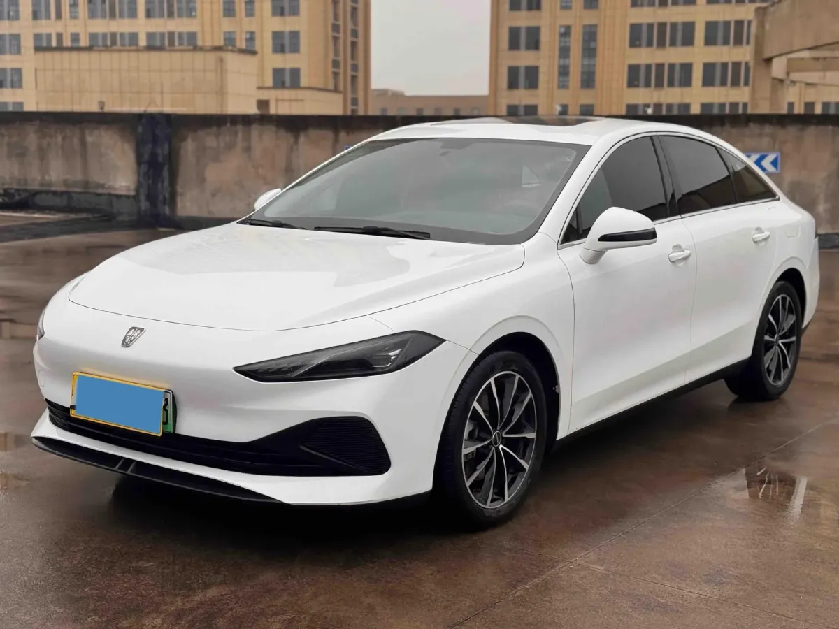 2025 Roewe D7 1.5L 112HP L4 1DHT PHEV 19.7KWH,autocango,china used car exporter,china ev exporter,chinese used car exporter,chinese used ev exporter