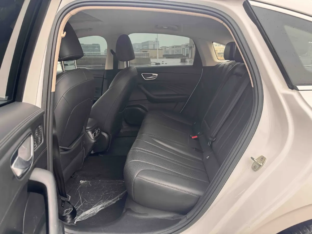 2025 Roewe D7 1.5L 112HP L4 1DHT PHEV 19.7KWH,autocango,china used car exporter,china ev exporter,chinese used car exporter,chinese used ev exporter