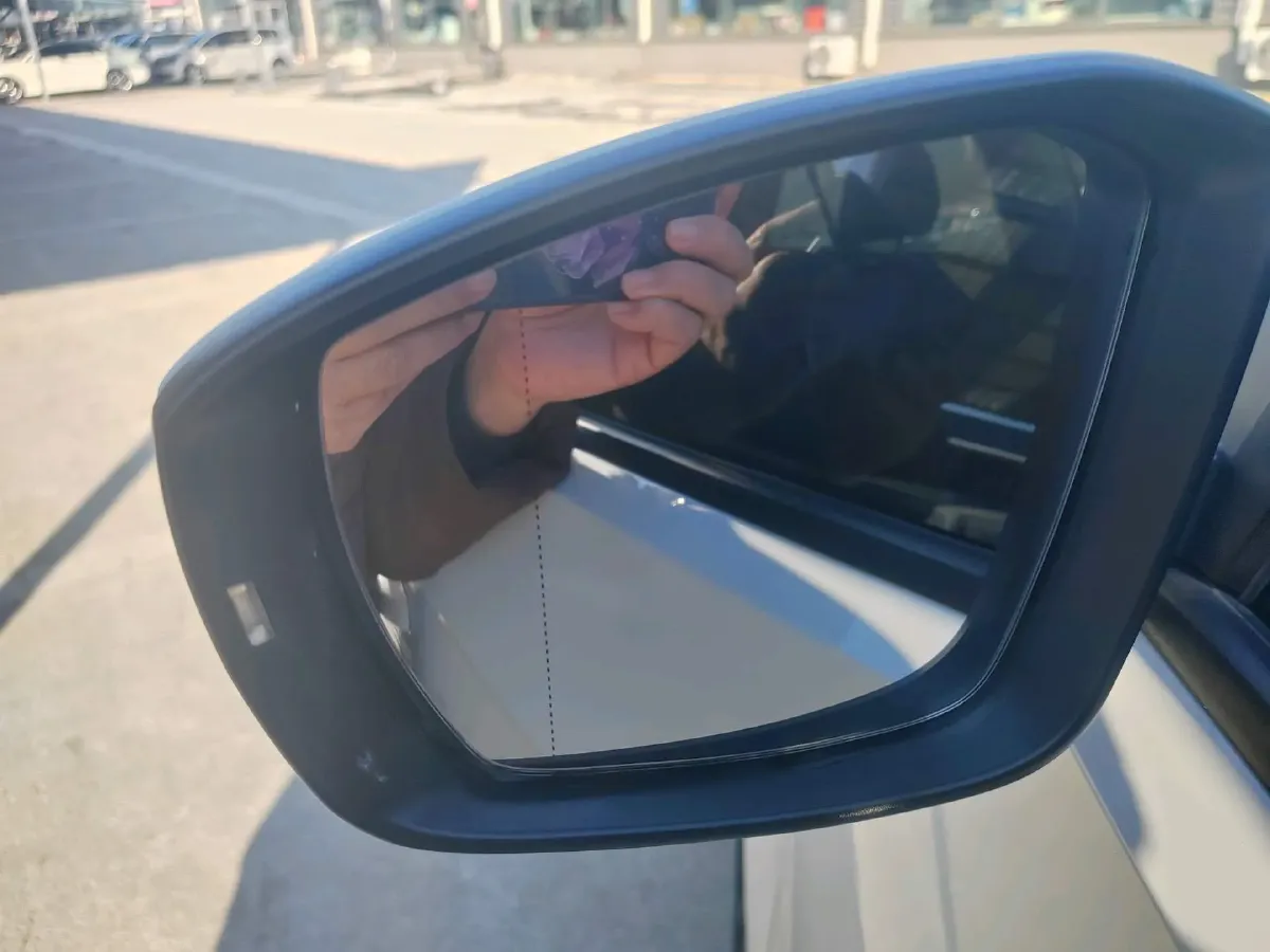 2023 Volkswagen T-Roc 1.4T 150HP L4 7DCT,autocango,china used car exporter,china ev exporter,chinese used car exporter,chinese used ev exporter