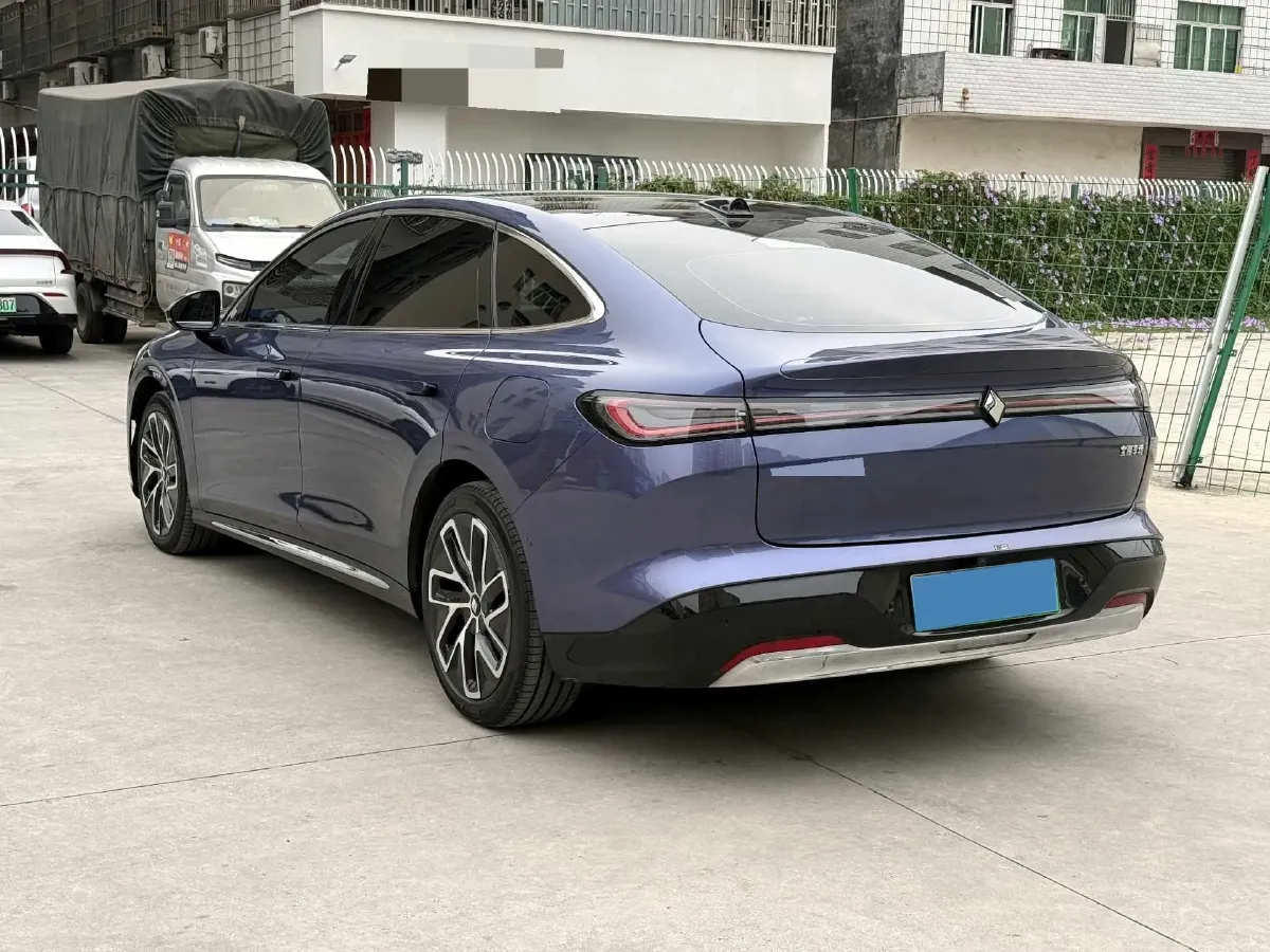 2025 BaoJun XiangJing 1.5T 143HP L4 1DHT PHEV,autocango,china used car exporter,china ev exporter,chinese used car exporter,chinese used ev exporter