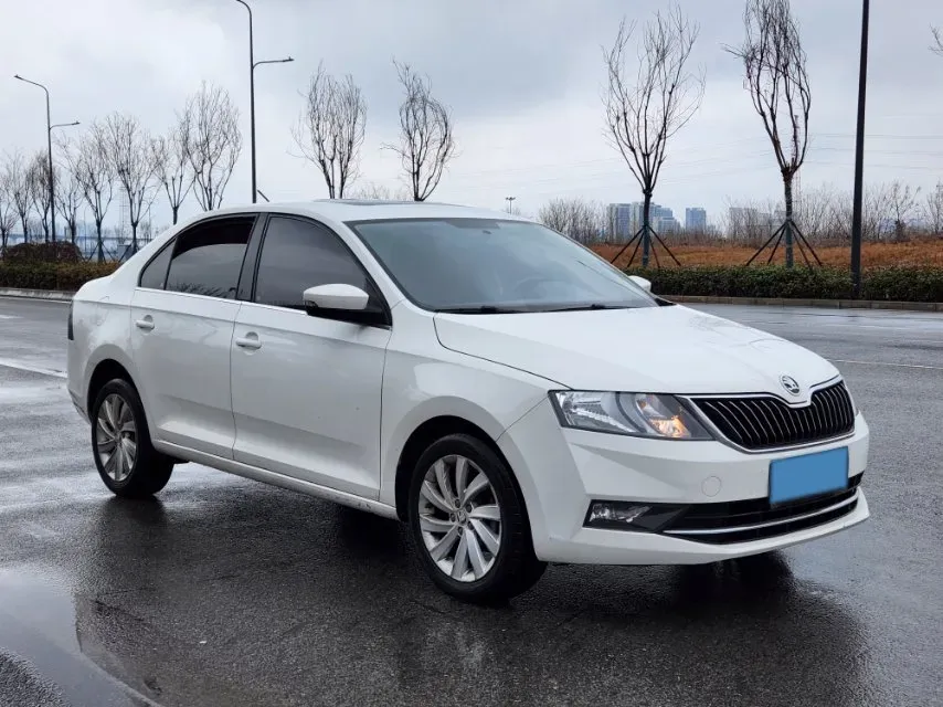 2018 Skoda Rapid 1.6L 110HP L4 6AT,autocango,china used car exporter,china ev exporter,chinese used car exporter,chinese used ev exporter
