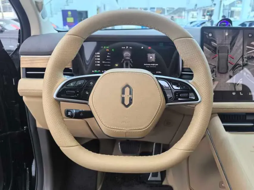 2024 AITO AITO M7 1.5T 152HP L4 REEV 38.5KWH,autocango,china used car exporter,china ev exporter,chinese used car exporter,chinese used ev exporter