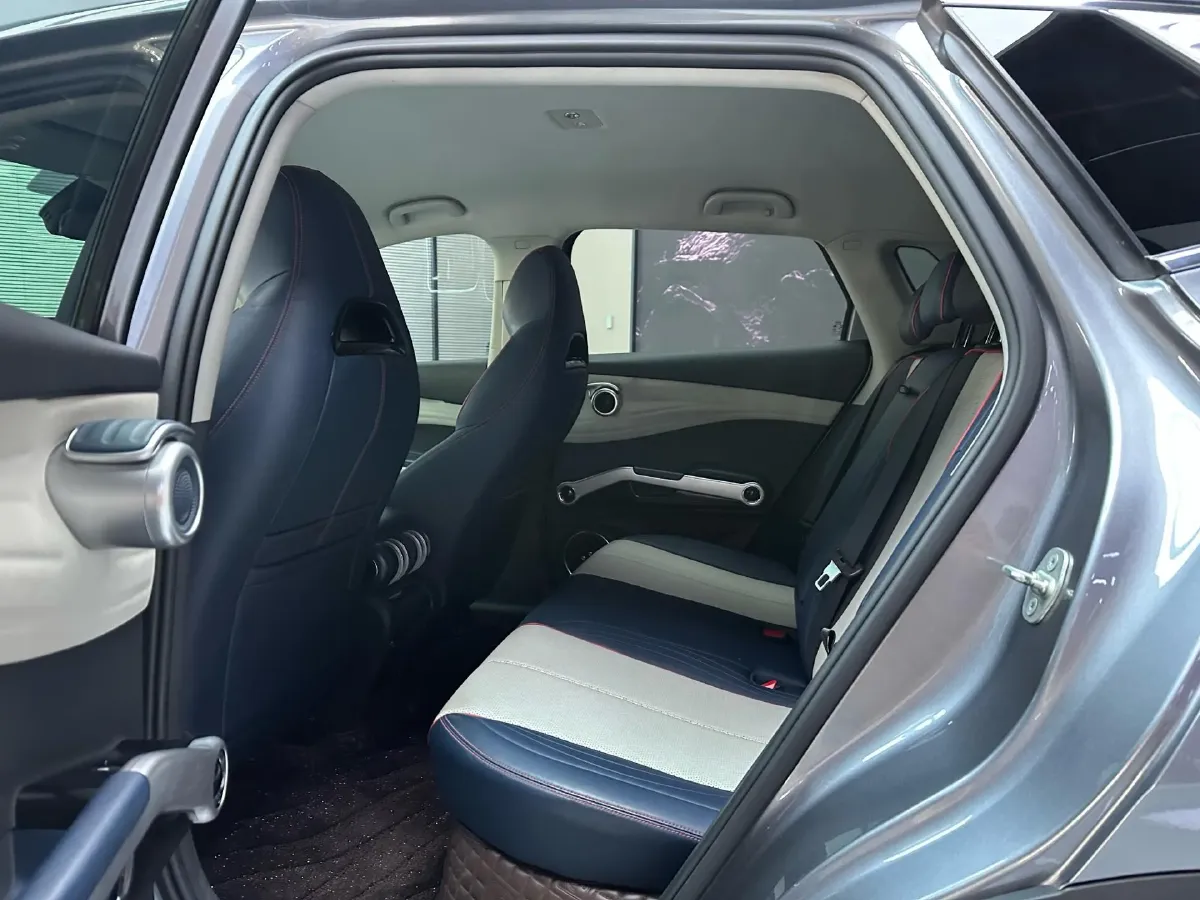 2022 Hycan Z03 BEV 64.23KWH,autocango,china used car exporter,china ev exporter,chinese used car exporter,chinese used ev exporter