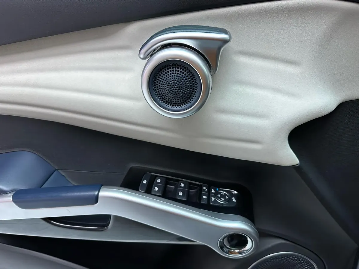 2022 Hycan Z03 BEV 64.23KWH,autocango,china used car exporter,china ev exporter,chinese used car exporter,chinese used ev exporter