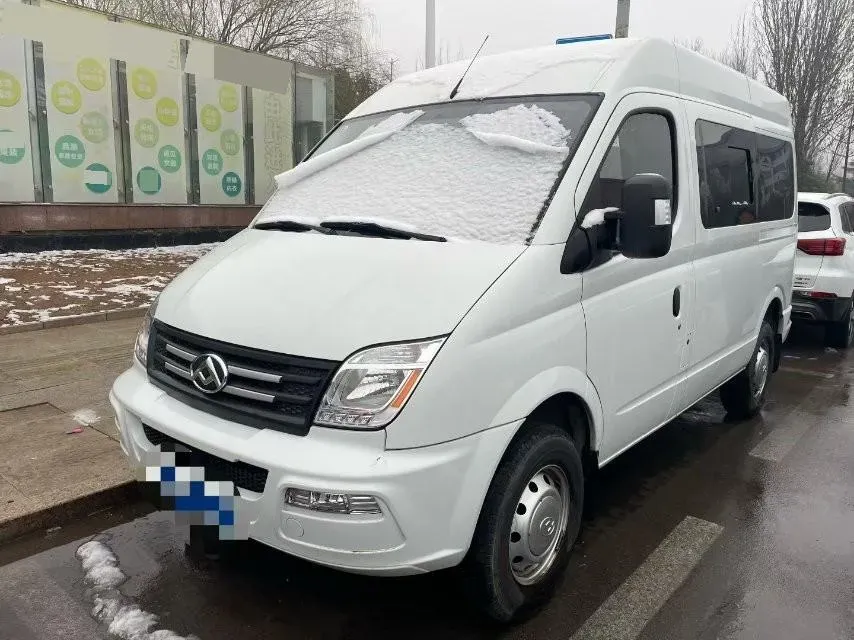 2021 MAXUS XinTu V80 2.0T 127HP L4 6MT,autocango,china used car exporter,china ev exporter,chinese used car exporter,chinese used ev exporter