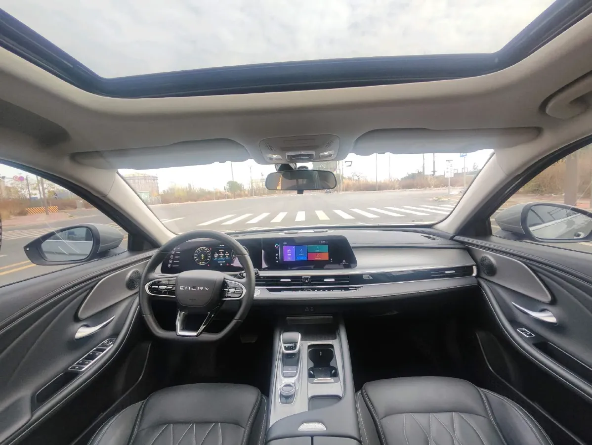 2024 Chery Arrizo 8 1.6T 197HP L4 7DCT,autocango,china used car exporter,china ev exporter,chinese used car exporter,chinese used ev exporter